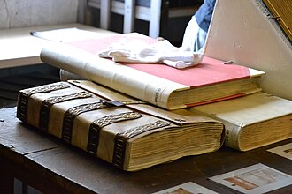 Archives municipales d'Avignon : 1er registre mont piété